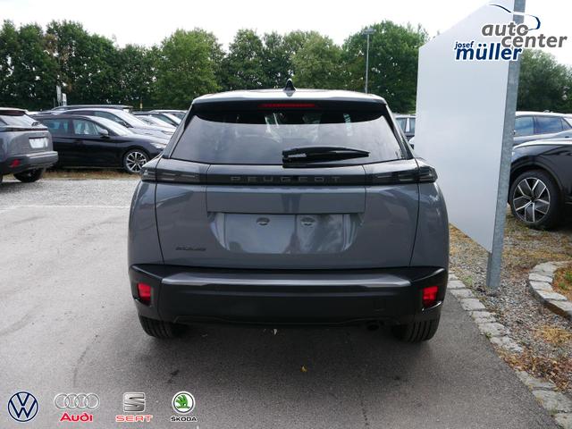 Peugeot 2008 Allure 1.2*NAVI*TEMPOMAT*KLIMA*PDC*LED*BLUETOOTH*FRONT-ASSIST*17-ZOLL 