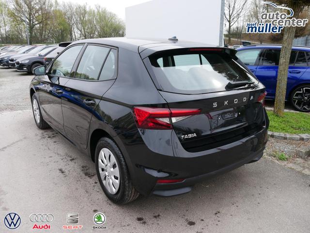 Skoda Fabia Selection 1.0 TSI DSG*NAVI-&Uuml;BER-SMARTLINK*LED*PDC-HI*SHZ*DAB*KLIMA 