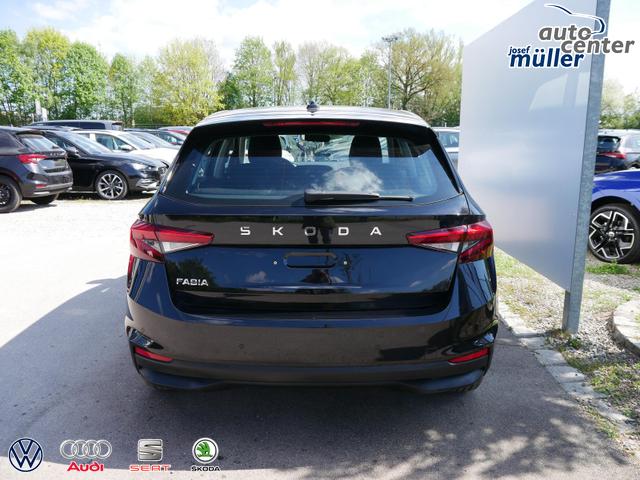 Skoda Fabia Selection 1.0 TSI DSG*NAVI-&Uuml;BER-SMARTLINK*LED*PDC-HI*SHZ*DAB*KLIMA 