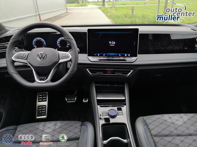 Volkswagen Tiguan 2.0 TDI 110 kW R-Line DSG Head Up Black 360 AHK 