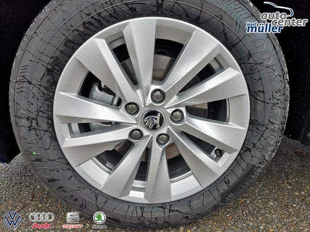 Skoda Octavia Combi 2.0 TDI 110 kW Selection Kombi DSG Navi PDC GV5 el. Hk 