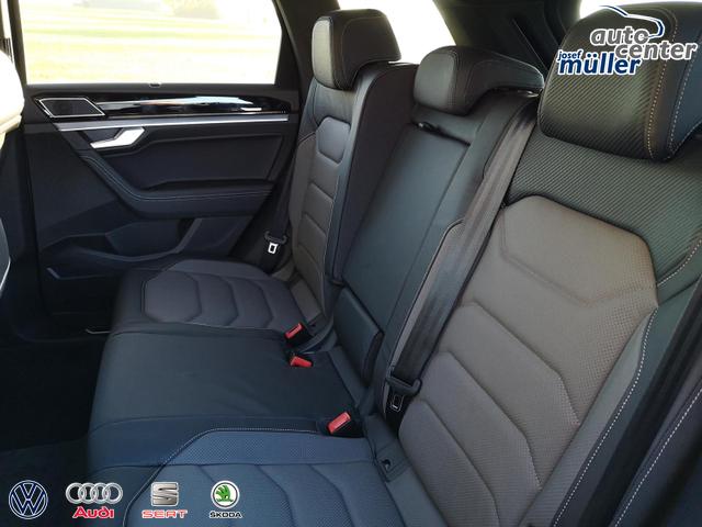 Volkswagen Touareg 3.0 TDI 210 kW 4Motion R-Line V6 UPE 113.880 € 