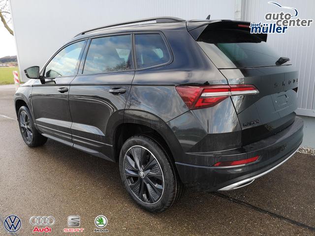 Skoda Karoq Sportline 1.5TSI DSG AHK Matrix ACC Navi Sound Totwinkel 