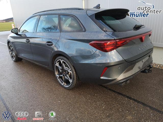Cupra Leon Sportstourer 2.0 TSI 245 kW 4Drive VZ Kombi 2.0TSI DSG 4x4 AHK GV5 LED el. Hk Pano 