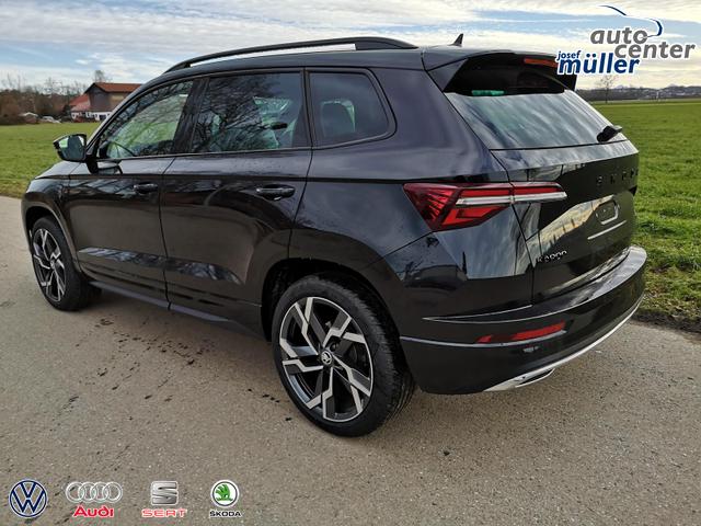 Skoda Karoq Sportline 2.0TDI DSG 4x4 AHK Matrix Leder 19 Zoll 