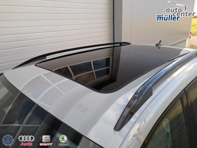 Skoda Karoq Sportline 2.0TDI DSG 4x4 AHK Matrix Pano Sound Leder 19 Zoll 