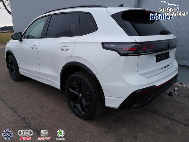 Volkswagen Tiguan 2.0 TDI 110 kW R-Line DSG Head Up Black 360 AHK 