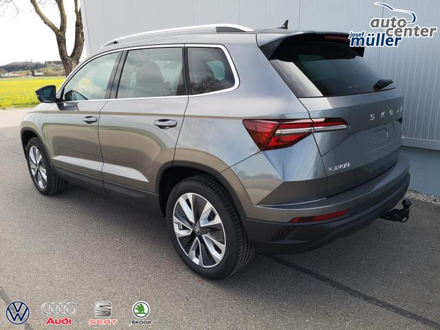 Skoda Karoq Selection 2.0 TDI DSG 4x4 GV5 AHK 18 Ladeb 