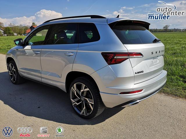 Skoda Karoq Sportline 2.0TDI DSG 4x4 AHK Matrix Pano Sound Leder 19 Zoll 