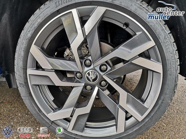 Skoda Karoq Sportline 2.0TDI DSG 4x4 AHK Matrix Leder 19 Zoll 