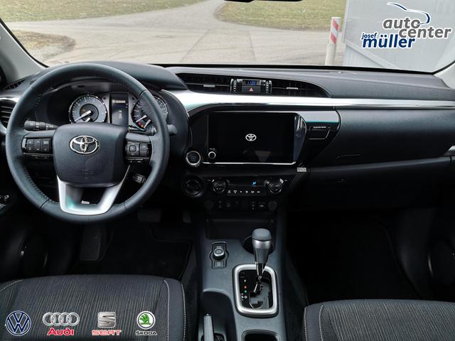 Toyota Hilux Double Cab 2,8D 4WD A/T 