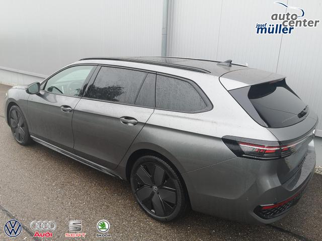 Volkswagen Passat Variant 2.0 TDI 142 kW 4Motion R-Line DSG Pano 19 Zoll Head Up AHK Navi 