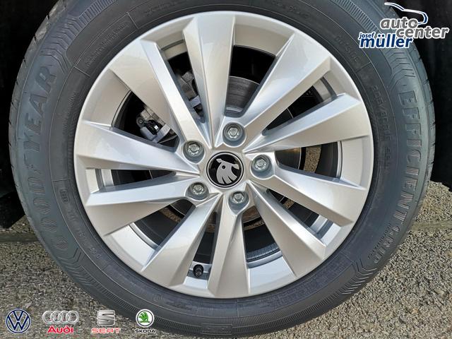 Skoda Octavia Combi 2.0 TDI 110 kW Selection Kombi DSG AHK Navi GV5 