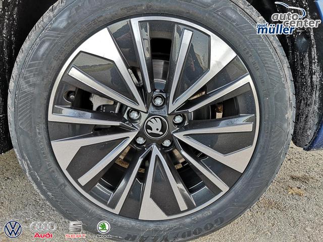 Skoda Superb Combi 2.0 TDI 142kW 4x4 Selection DSG AHK 360 Head Up 