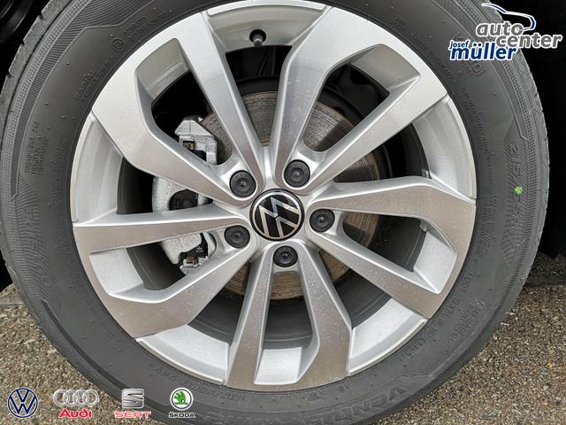 Volkswagen T-Roc Style 1.5TSI DSG ACC Sitzh. LED Alcantara 