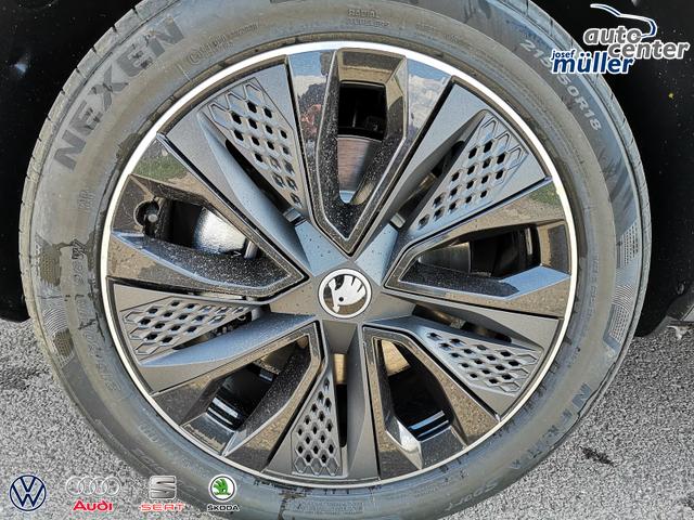 Skoda Karoq Sportline 1.5TSI DSG ABT AHK Matrix ACC Navi 