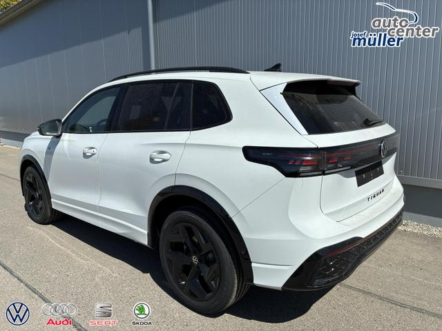 Volkswagen Tiguan 2.0 TDI 110 kW R-Line DSG Head Up Black 360 AHK 