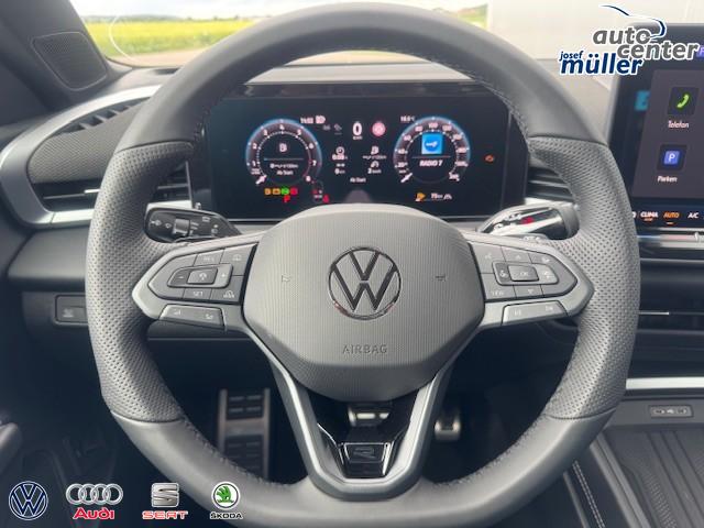 Volkswagen T-Roc 1.5 eTSI 110 kW R-Line Pano Black GV5 19 Zoll 