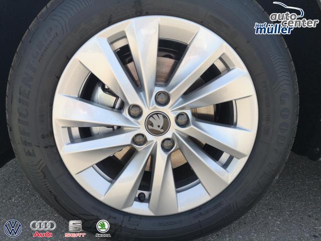 Skoda Octavia Combi 2.0 TDI 110 kW Selection Kombi DSG Navi PDC GV5 el. Hk 