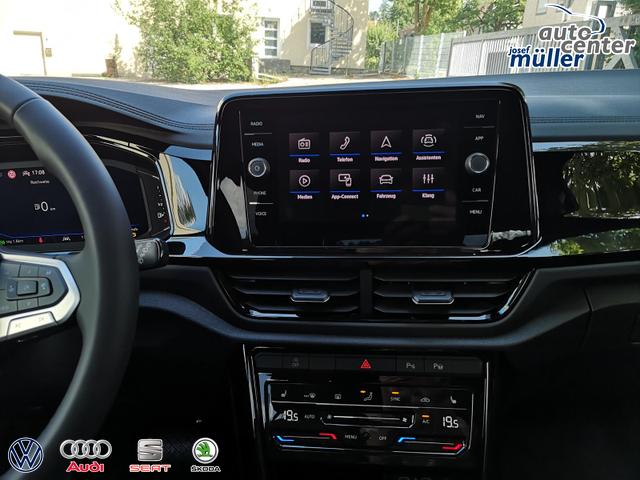Volkswagen T-Roc Style 1.5TSI DSG AHK ACC Kam el. HK 
