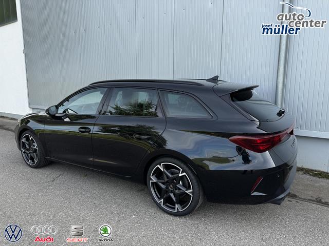 Cupra Leon Sportstourer 2.0 TSI 245 kW 4Drive VZ Kombi ST 2.0TSI AHK Sound ACC Pano 