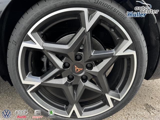 Cupra Leon Sportstourer 2.0 TSI 245 kW 4Drive VZ Kombi ST 2.0TSI ABT AHK ACC 