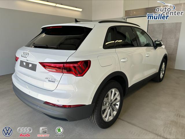 Audi Q3 40 TDI quattro AHK+ACC+Navi+Kamera+Alu18 
