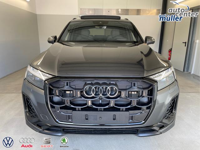 Audi / Q7 / Schwarz / / / 50 TDI Fahrwerkspaket+Standheizung