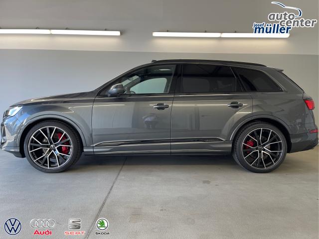 Audi / Q7 / Schwarz / / / 50 TDI Fahrwerkspaket+Standheizung