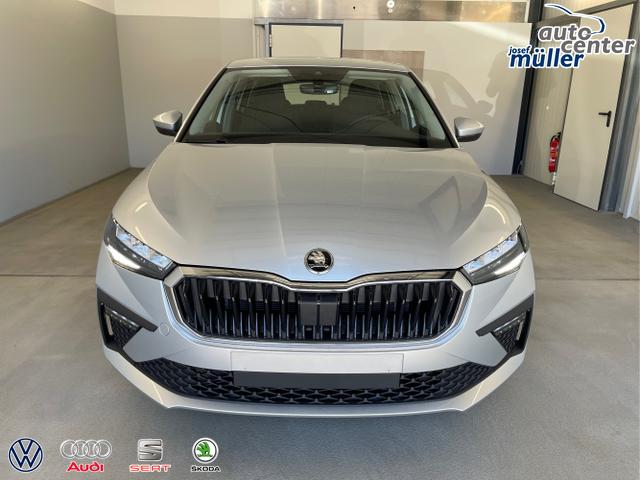 Skoda / Scala / Silber / / / 115PS AHK+App-Connect+Garantie 5 Jahre