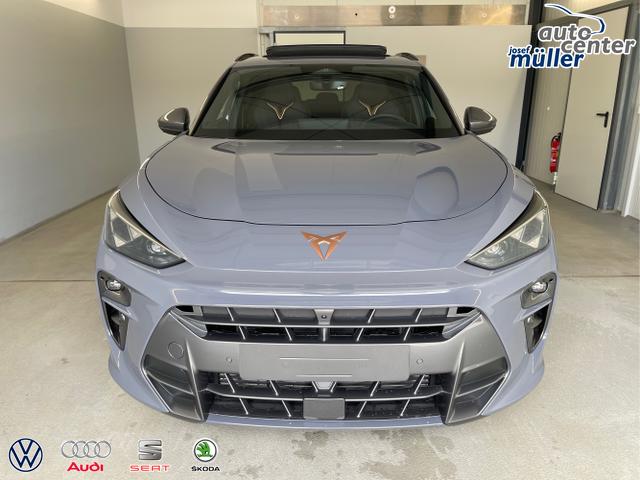 Cupra / Terramar / Grau / / / 4Drive Leder+Pano+AKEBONO+Matrix+AHK+Stdhz+20 Zoll