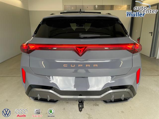 Cupra / Terramar / Grau / / / 4Drive Leder+Pano+AKEBONO+Matrix+AHK+Stdhz+20 Zoll