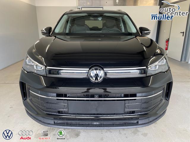 Volkswagen / Tiguan / Schwarz / / / 150PS DSG 360°Kamera+IQ.Light