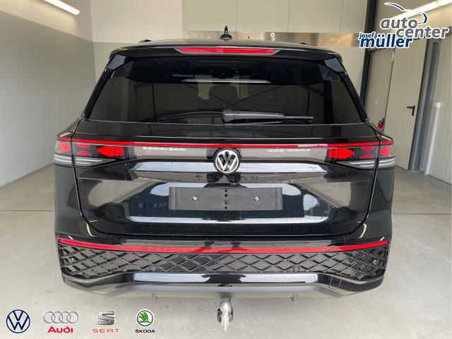 Volkswagen / Tayron / Schwarz / / / 193PS 7Sitz+Harman+Pano+AHK+20+Stdhz+Leder+NaviPro