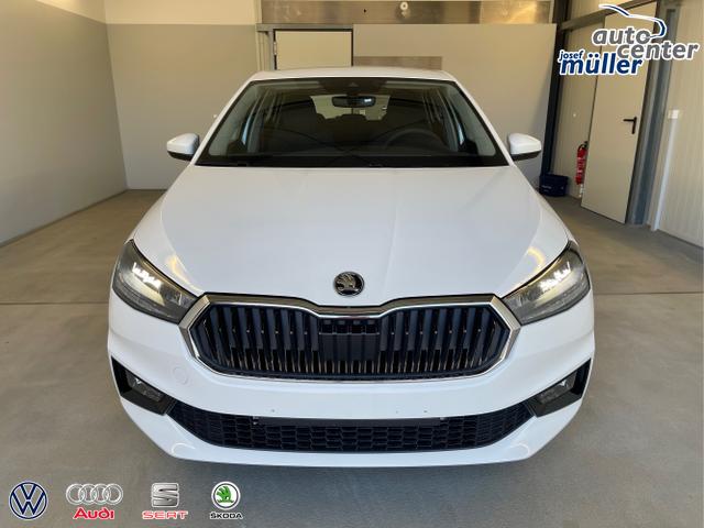 Skoda / Fabia / Weiß / / / 115PS App Connect