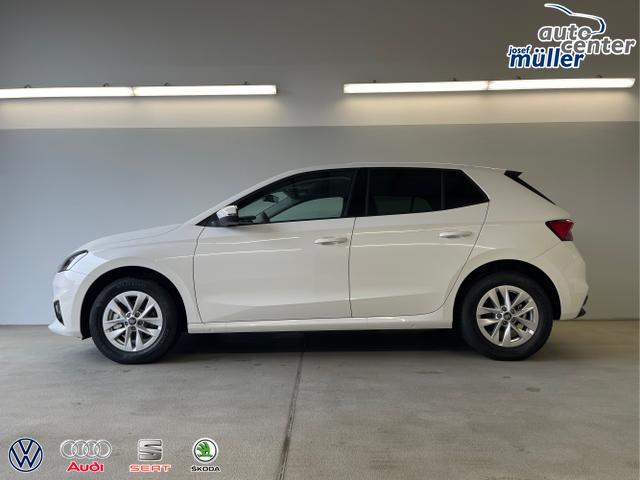 Skoda / Fabia / Weiß / / / 115PS DSG AHK+Kamera