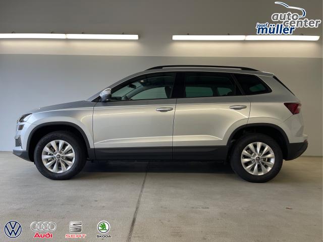 Skoda / Karoq / Silber / / / 150PS DSG Navi+ACC+AHK+Kessy+Kamera+Sitzheiz