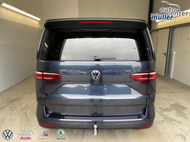 Volkswagen / T7 Multivan / Hellblau / / / TDI AHK+Navi