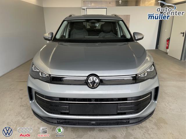 Volkswagen / Tiguan / Silber / / / eHybrid DSG 360°+Navi+Kessy+AHK