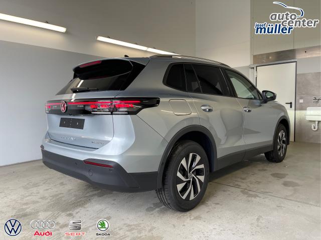 Volkswagen / Tiguan / Silber / / / eHybrid DSG 360°+Navi+Kessy+AHK