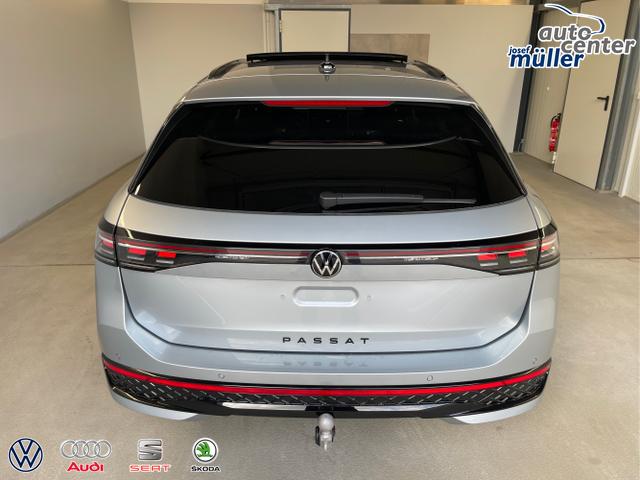 Volkswagen / Passat Variant / Silber / / / 265PS AHK+Pano+Harman Kardon