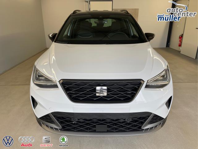 Seat / Arona / Weiß / / / 115PS DSG AHK+Kamera+ACC+VollLED+Sitzheizung