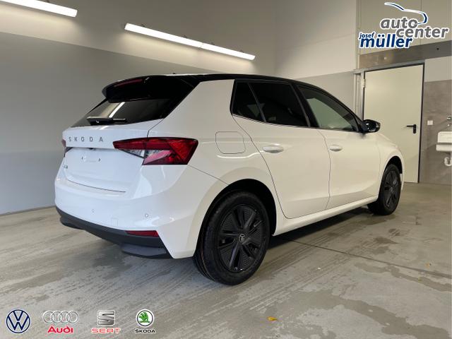 Skoda / Fabia / Weiß / / / 115PS DSG Dynamic+Kamera+Kessy+Alu16+Sitzheiz+Climatronic+PDCvo+hi