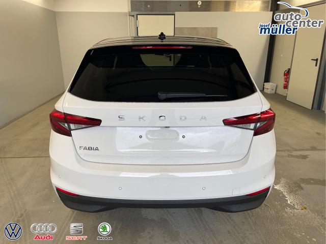 Skoda / Fabia / Weiß / / / 115PS DSG Dynamic+Kamera+Kessy+Alu16+Sitzheiz+Climatronic+PDCvo+hi