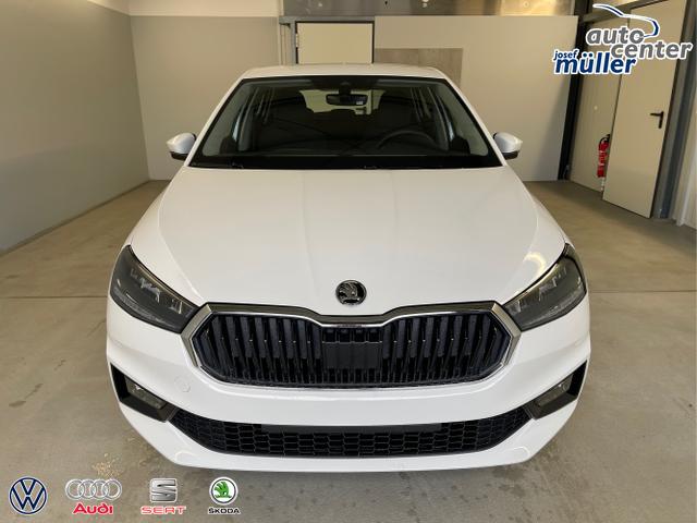 Skoda / Fabia / Weiß / / / 95PS Sitzheizung+4 Jahre Garantie