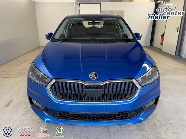 Skoda / Fabia / Blau / / / 95PS Sitzheizung+4 Jahre Garantie