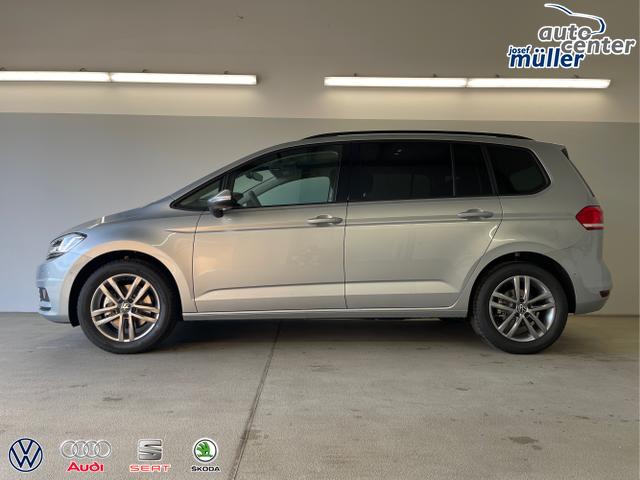 Volkswagen / Touran / Silber / / / 1.5 TSI DSG 7Sitz+AHK+IQ.Light+Kamera+Navi+eHeck+Keyless+Sitzheiz