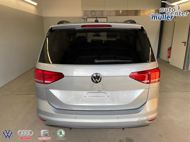 Volkswagen / Touran / Silber / / / 1.5 TSI DSG 7Sitz+AHK+IQ.Light+Kamera+Navi+eHeck+Keyless+Sitzheiz
