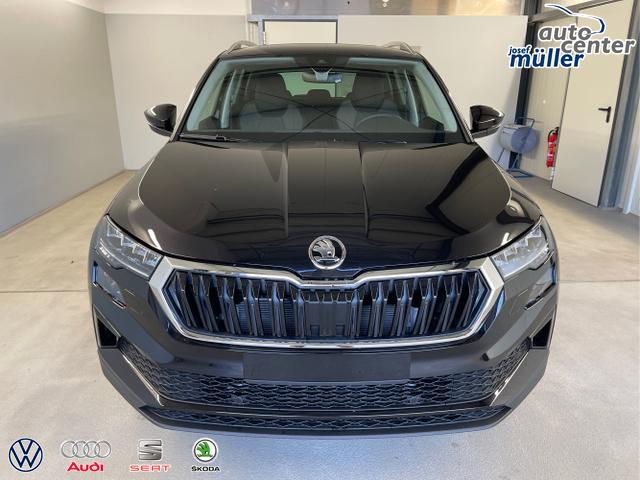 Skoda / Karoq / Schwarz / / / 150PS TDI DSG 4x4 AHK+Navi+ACC+Kamera+Sitzheiz+eHeck+GV5