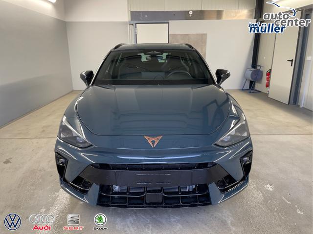 Cupra / Leon Sportstourer / Blau / / / 333PS DSG 4Drive Matrix+Navi+Winter+AHK+Intelligent Drive